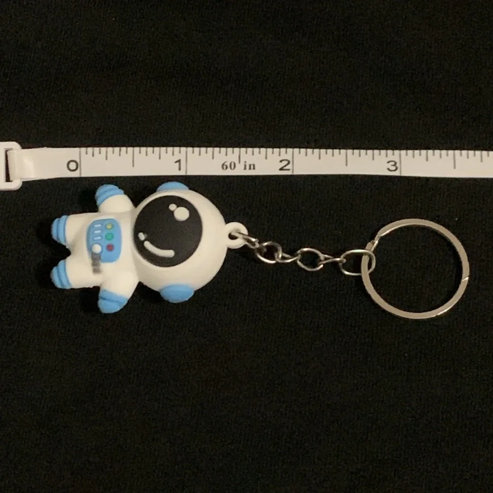 Astronaut Keychain - Picture 4 of 4